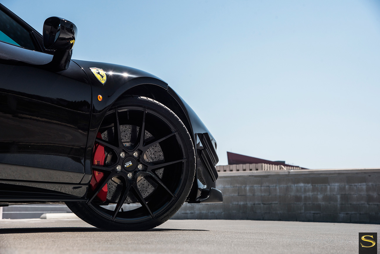 Ferrari | Black di Forza | BM 14 | by Savini Wheels Switzerland